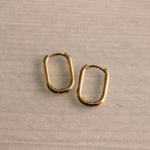Earrings oval 16mm gold